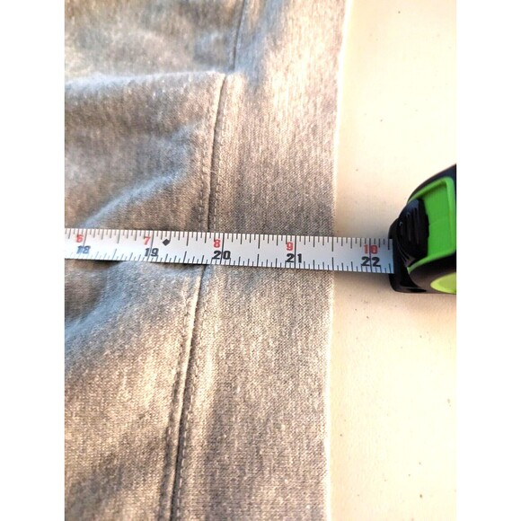 Pittsburgh Penguins boys grey hoody size medium (10-12) preowned - Picture 6 of 9